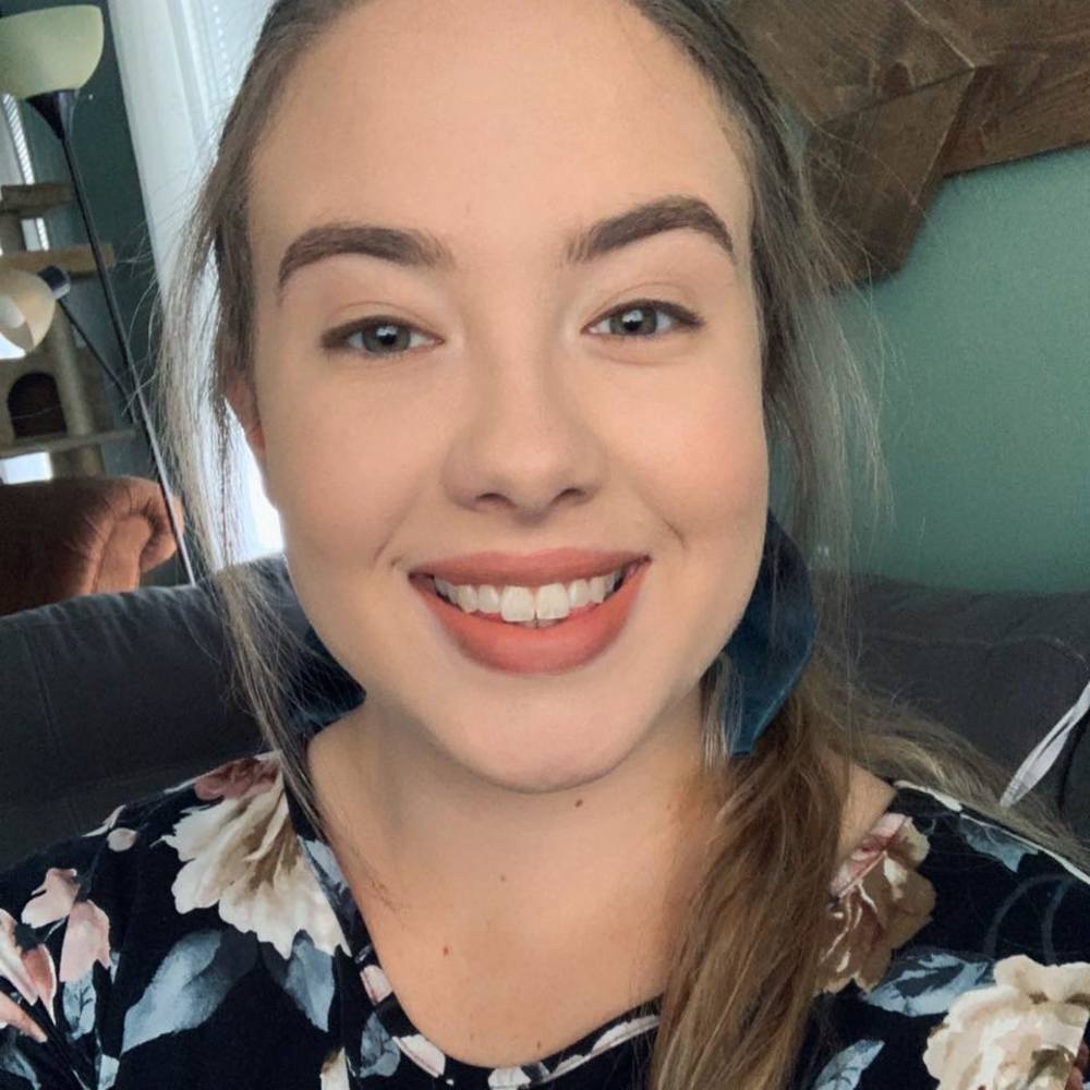 Meet your Posher, Addy